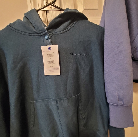 2 CHAMPION HOODIES - Picture 2 of 5